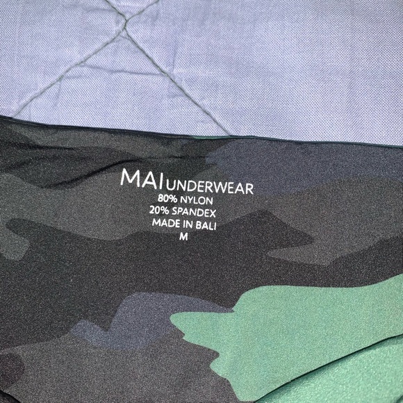 SOLD 👀 MAI SWIM NIGHT CAMO SET - Picture 3 of 3